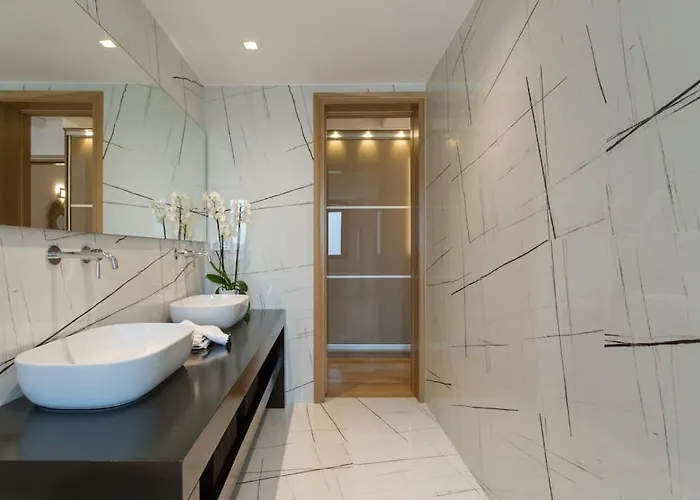 - 4br - With Pool & Gym - Casa Olea