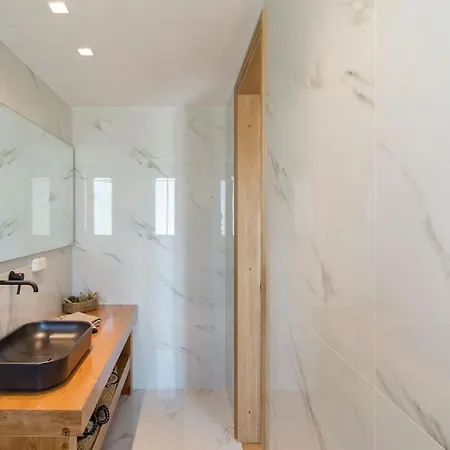 - 4br - With Pool & Gym - Casa Olea